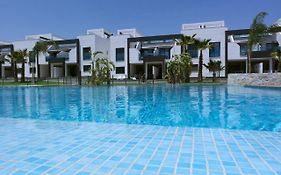 Oasis Beach IX
